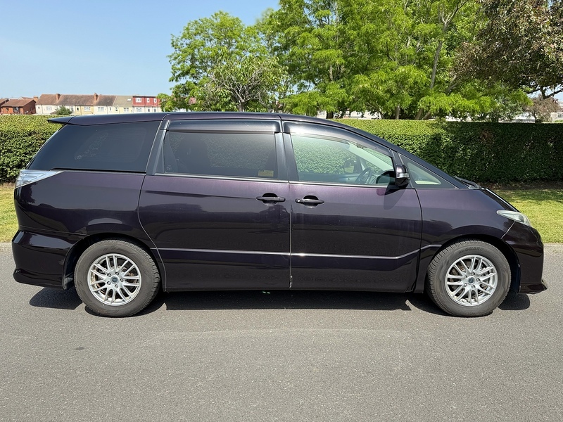 Toyota Aeras 2.4 5dr MPV Automatic Petrol