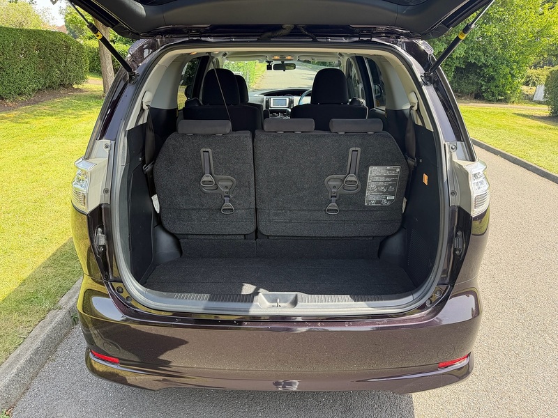 Toyota Aeras 2.4 5dr MPV Automatic Petrol