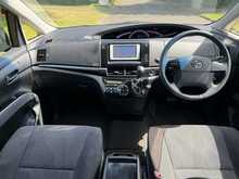 Toyota Estima Aeras 