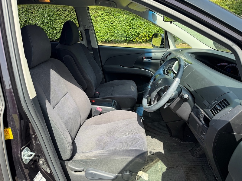Toyota Aeras 2.4 5dr MPV Automatic Petrol