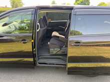 Toyota Estima Aeras 