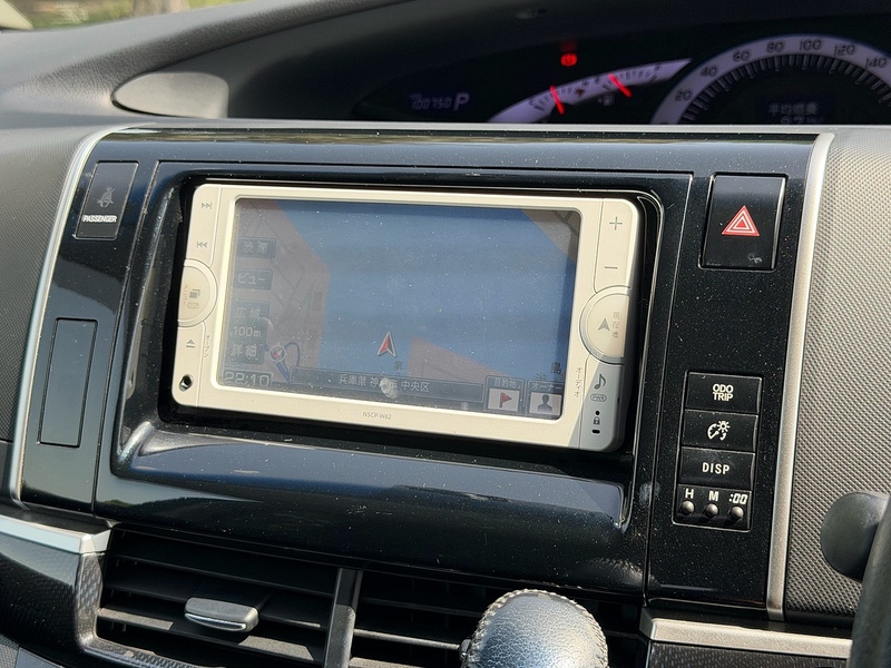 Toyota Aeras 2.4 5dr MPV Automatic Petrol