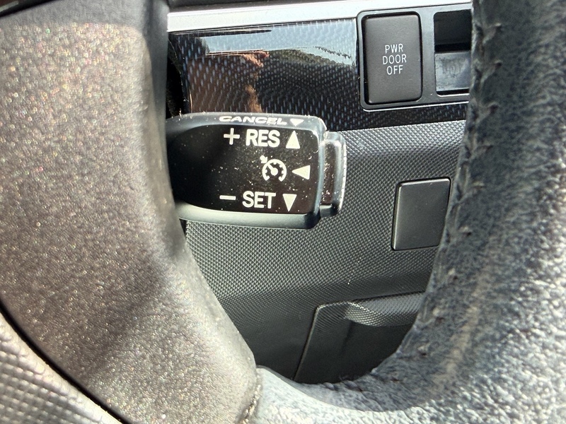 Toyota Aeras 2.4 5dr MPV Automatic Petrol