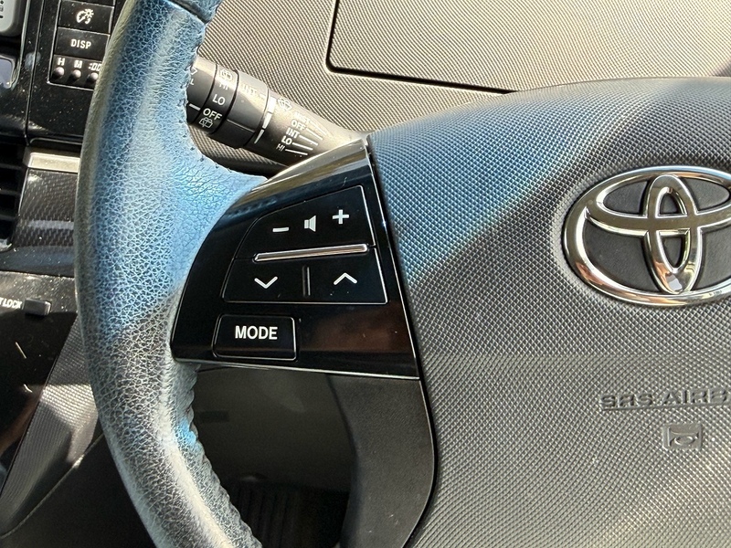 Toyota Aeras 2.4 5dr MPV Automatic Petrol
