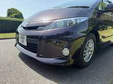 Toyota Estima Aeras 