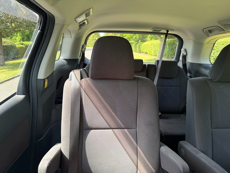Toyota Aeras 2.4 5dr MPV Automatic Petrol