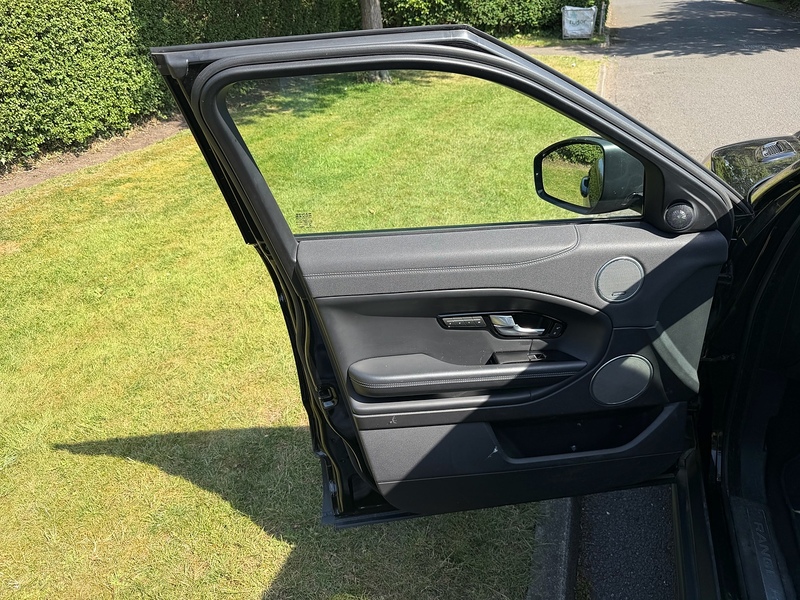 Land Rover TD4 HSE Dynamic Lux SUV 2.0 Automatic Diesel