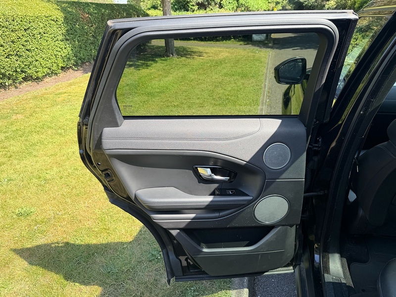 Land Rover TD4 HSE Dynamic Lux SUV 2.0 Automatic Diesel