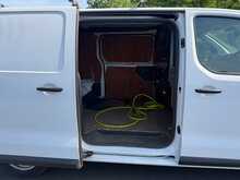 Peugeot e-Expert e 1200 Professional 