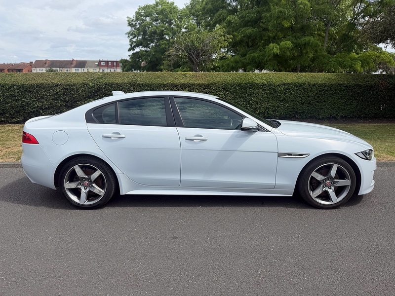 Jaguar d R-Sport Saloon 2.0 Automatic Diesel