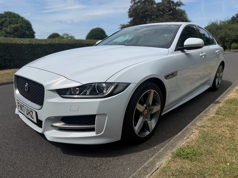 Jaguar d R-Sport Saloon 2.0 Automatic Diesel