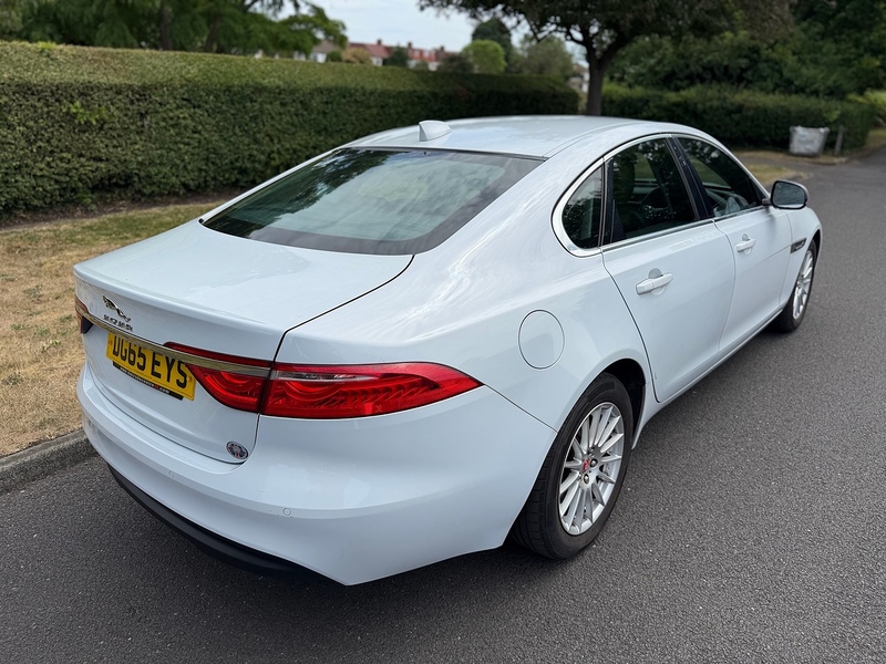 Jaguar d Prestige Saloon 2.0 Automatic Diesel