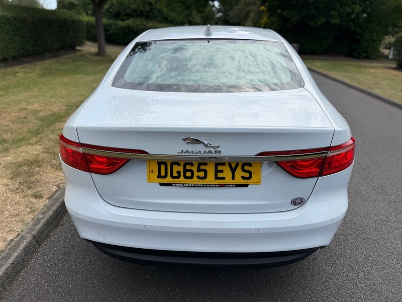 Jaguar d Prestige Saloon 2.0 Automatic Diesel