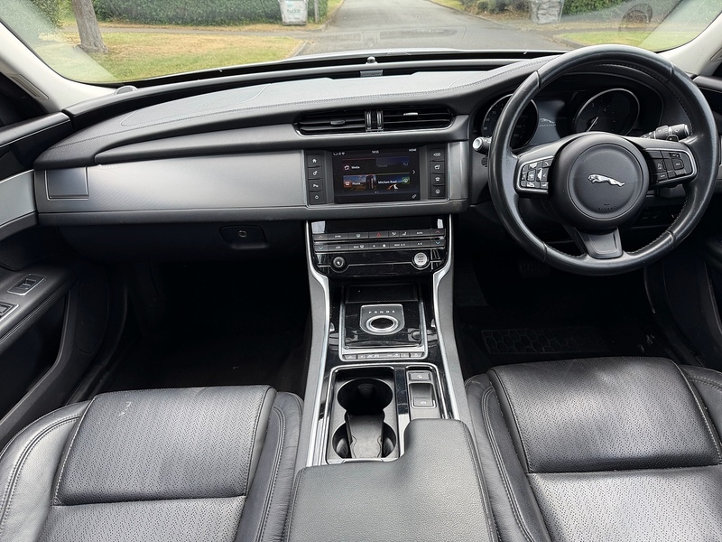 Jaguar d Prestige Saloon 2.0 Automatic Diesel