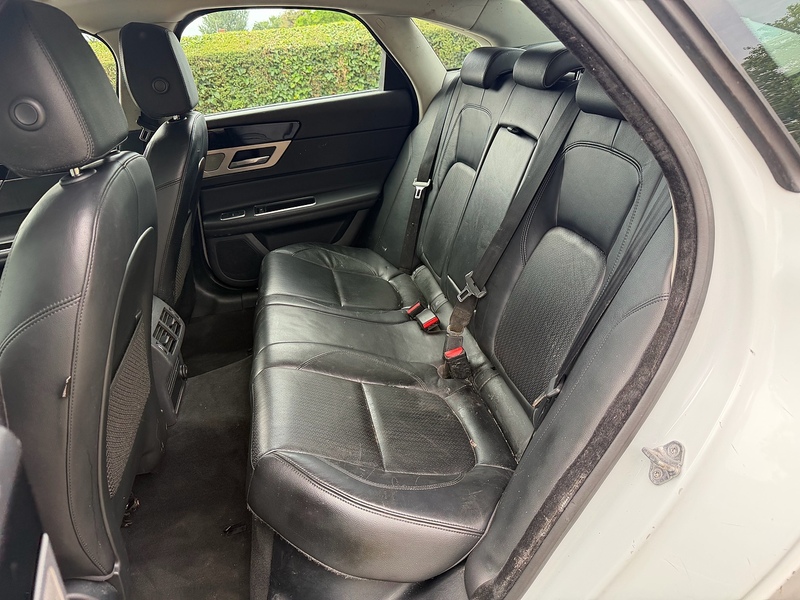 Jaguar d Prestige Saloon 2.0 Automatic Diesel