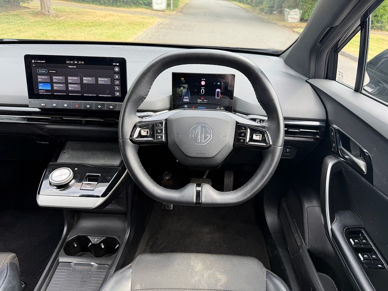 MG Trophy Long Range Hatchback 0.0 Automatic Electric