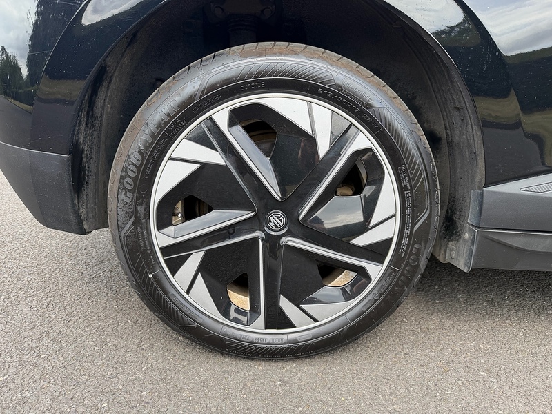 MG Trophy Long Range Hatchback 0.0 Automatic Electric