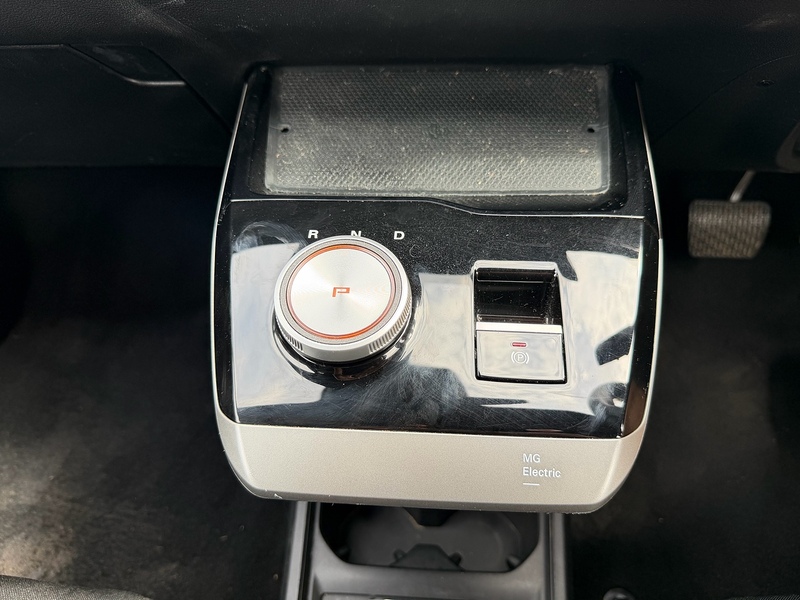 MG Trophy Long Range Hatchback 0.0 Automatic Electric