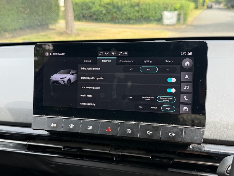 MG Trophy Long Range Hatchback 0.0 Automatic Electric
