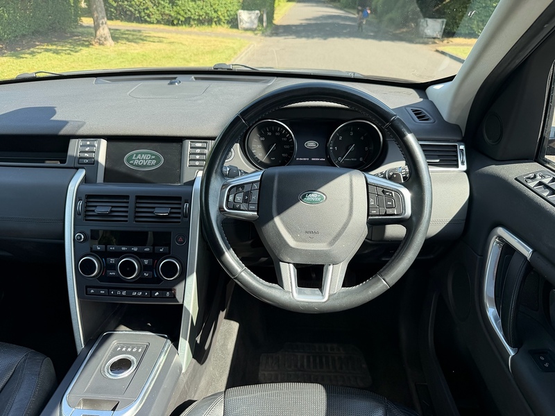 Land Rover 2.0 TD4 HSE Black SUV 5dr Diesel Auto 4WD Euro 6 (s/s) (180 ps)