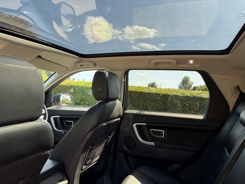 Land Rover 2.0 TD4 HSE Black SUV 5dr Diesel Auto 4WD Euro 6 (s/s) (180 ps)