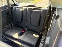 Land Rover Discovery Sport TD4 HSE Black 