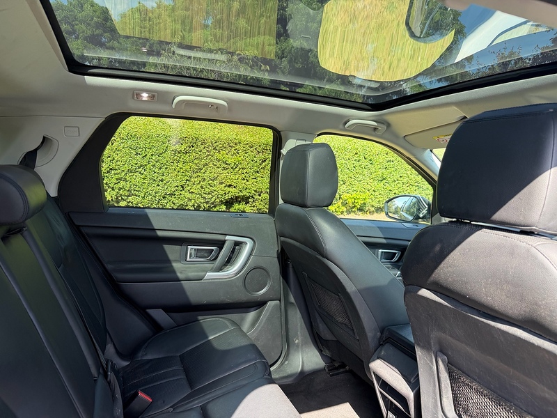 Land Rover 2.0 TD4 HSE Black SUV 5dr Diesel Auto 4WD Euro 6 (s/s) (180 ps)