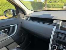 Land Rover Discovery Sport TD4 HSE Black 