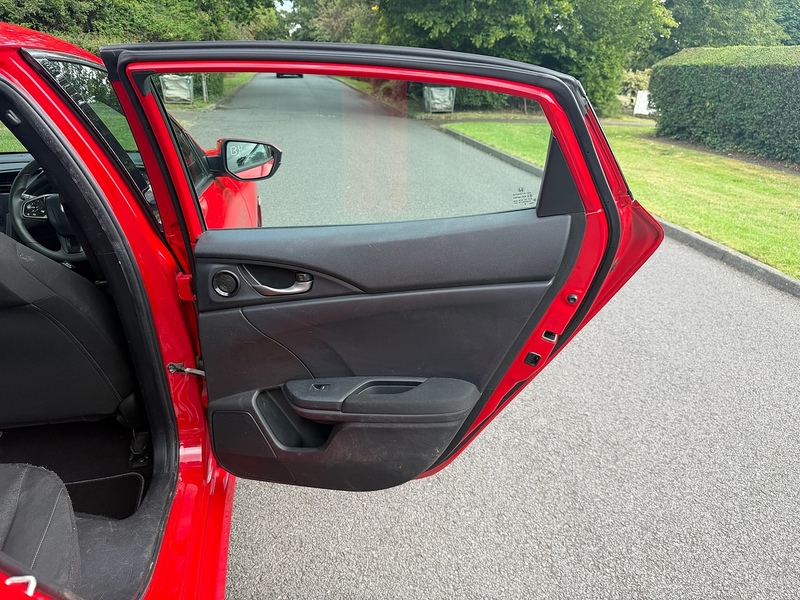 Honda VTEC Turbo SE Hatchback 1.0 Manual Petrol