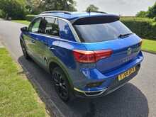 Volkswagen T-Roc TSI SE 