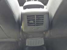 Volkswagen T-Roc TSI SE 