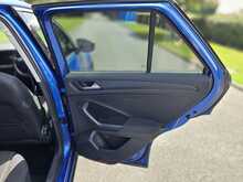 Volkswagen T-Roc TSI SE 