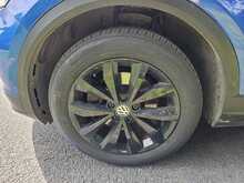Volkswagen T-Roc TSI SE 