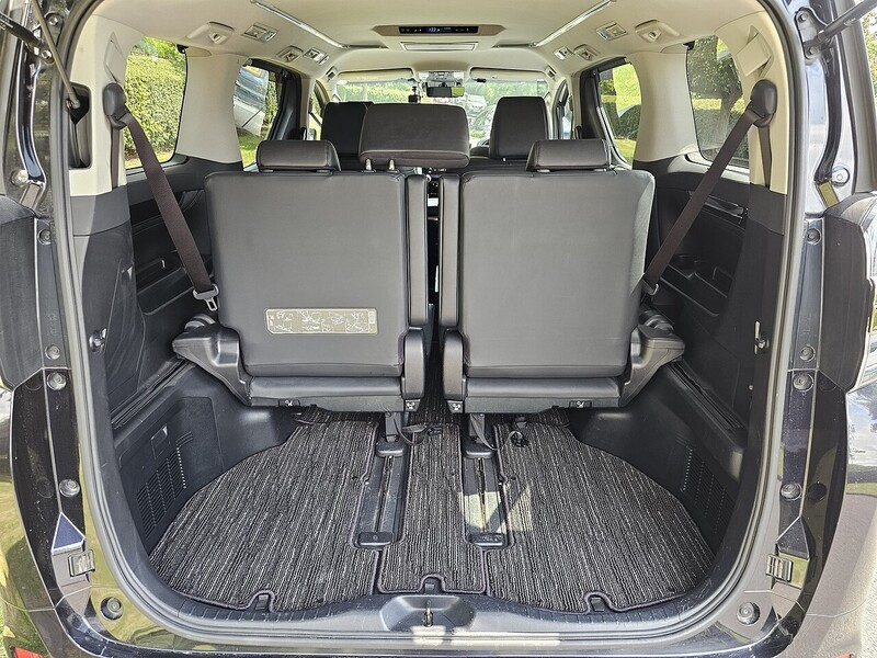 Toyota E-Four 2.5 5dr MPV Automatic Hybrid