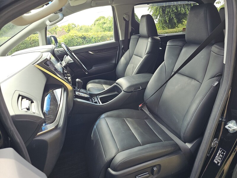 Toyota E-Four 2.5 5dr MPV Automatic Hybrid