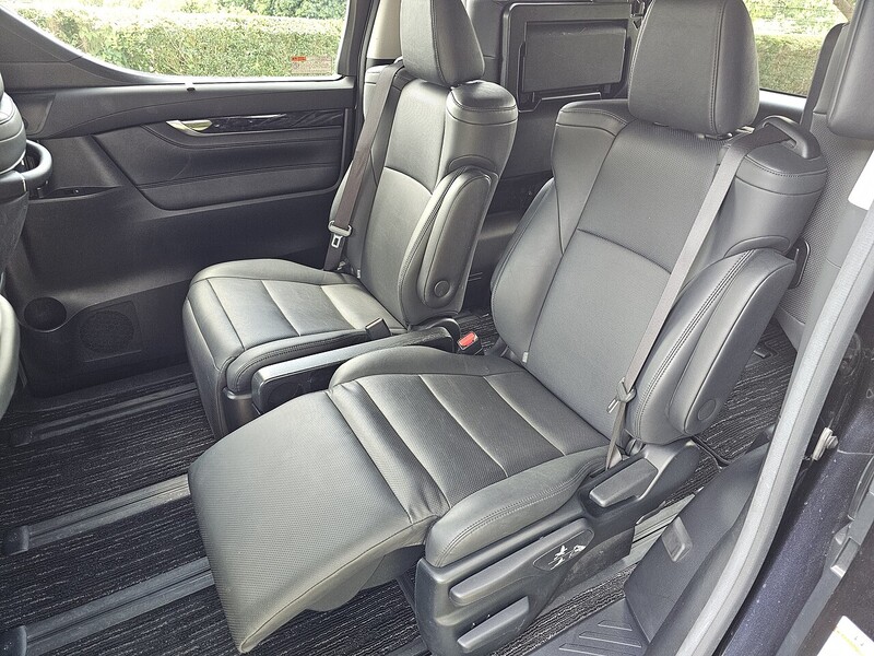 Toyota E-Four 2.5 5dr MPV Automatic Hybrid