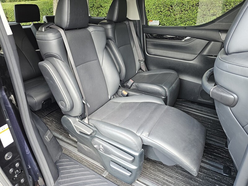 Toyota E-Four 2.5 5dr MPV Automatic Hybrid