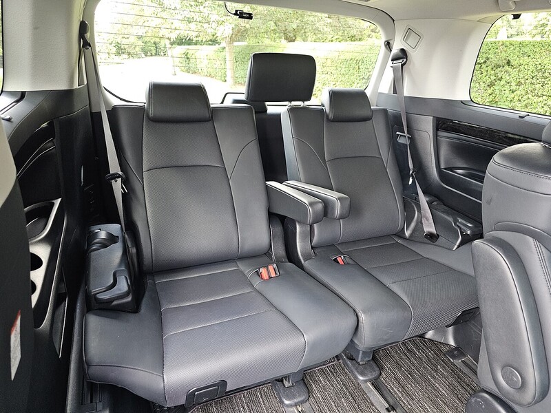 Toyota E-Four 2.5 5dr MPV Automatic Hybrid