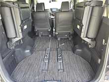 Toyota Vellfire E-Four 