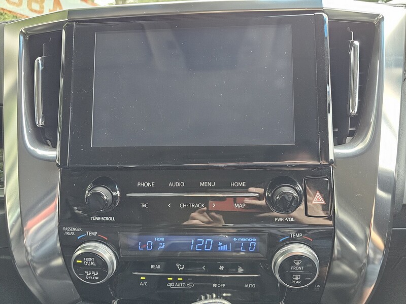 Toyota E-Four 2.5 5dr MPV Automatic Hybrid