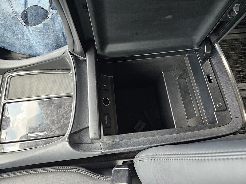 Toyota E-Four 2.5 5dr MPV Automatic Hybrid