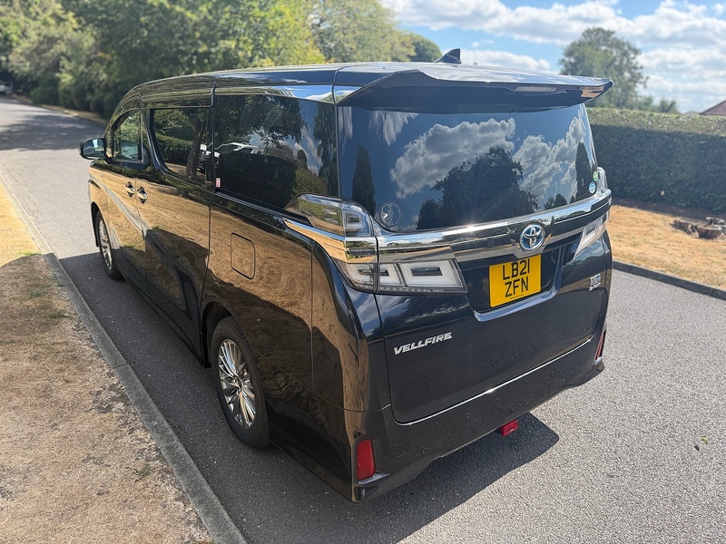 Toyota E-Four 2.5 5dr MPV Automatic Hybrid