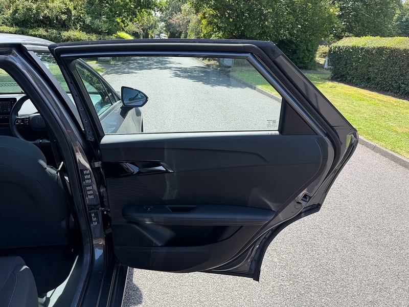 MG SE Hatchback 0.0 Automatic Electric