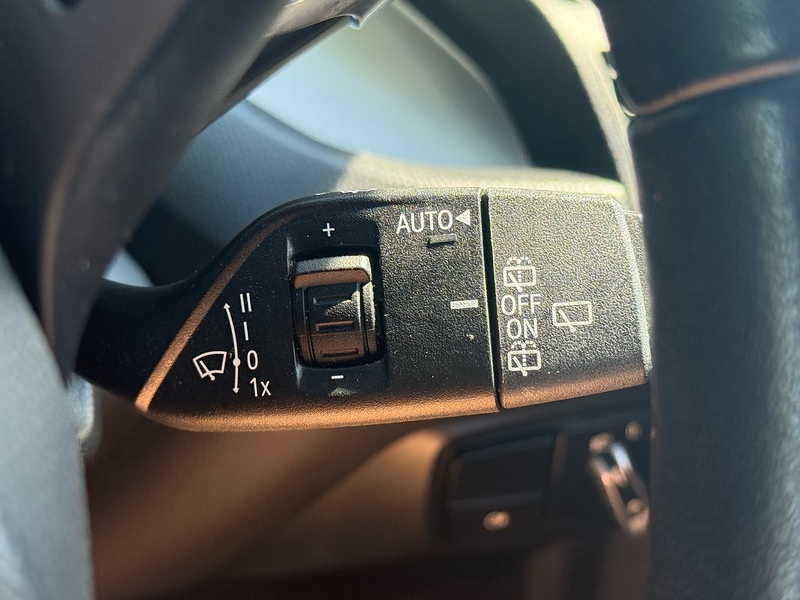 BMW 42.2kWh Hatchback 5dr Electric Auto (170 ps)