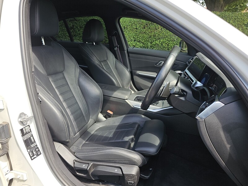 BMW 2.0 320i M Sport Saloon 4dr Petrol Auto xDrive Euro 6 (s/s) (184 ps)