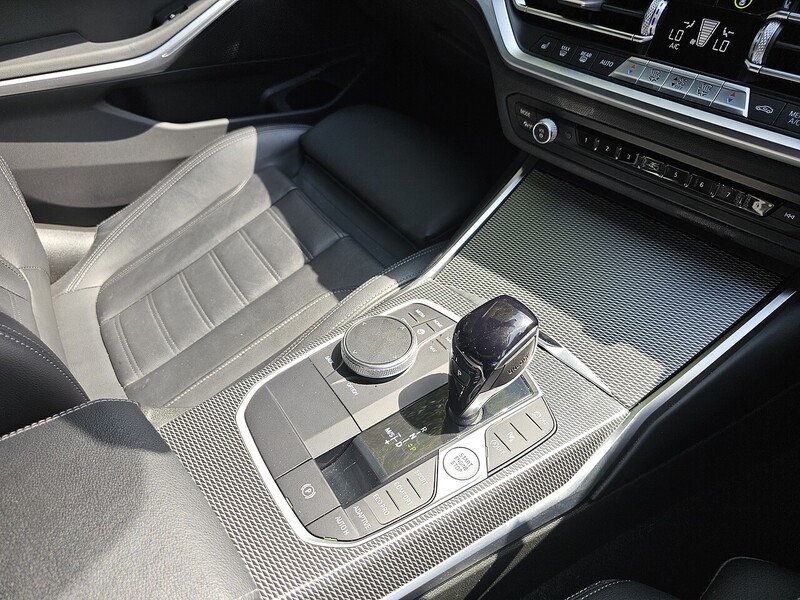 BMW 2.0 320i M Sport Saloon 4dr Petrol Auto xDrive Euro 6 (s/s) (184 ps)