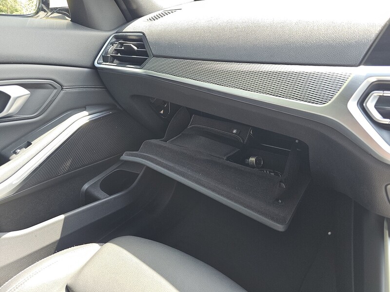 BMW 2.0 320i M Sport Saloon 4dr Petrol Auto xDrive Euro 6 (s/s) (184 ps)