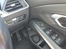 BMW 3 Series 320i M Sport 