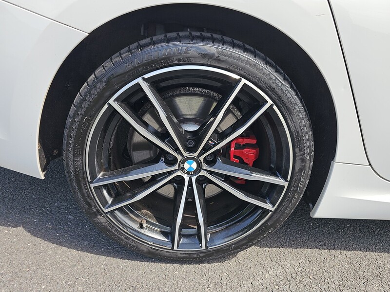 BMW 2.0 320i M Sport Saloon 4dr Petrol Auto xDrive Euro 6 (s/s) (184 ps)