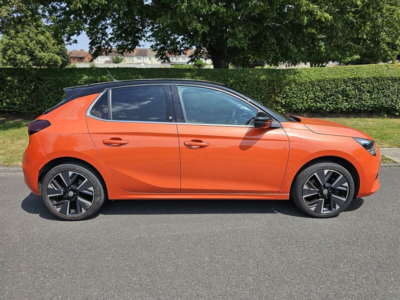Vauxhall Elite Nav Hatchback 0.0 Automatic Electric